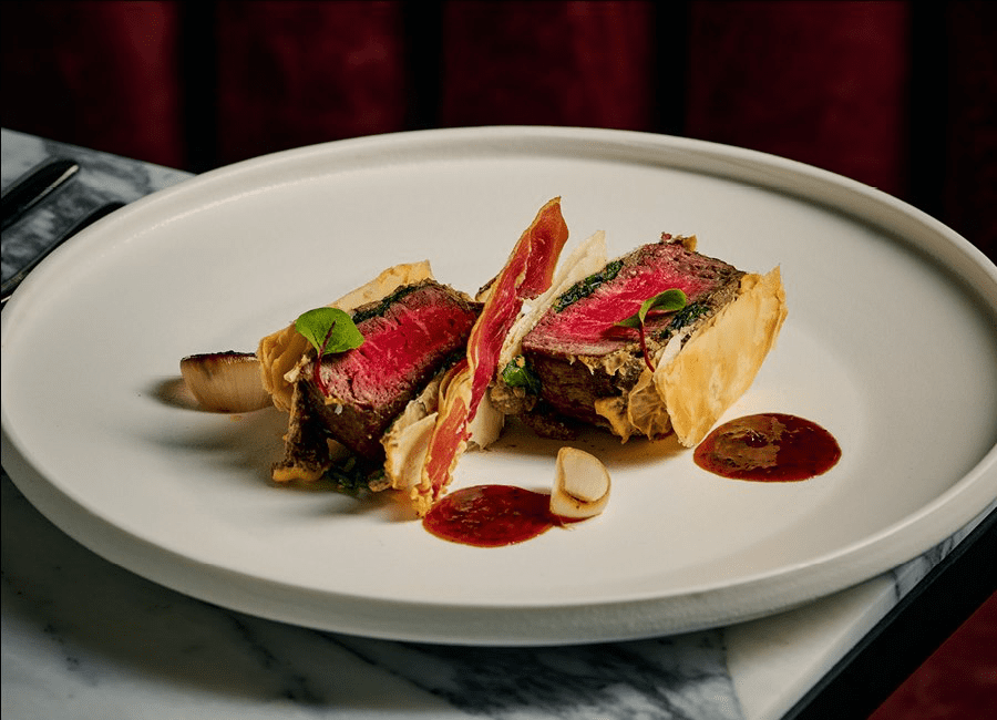 Beef Wellington, Dolly Restaurant > Image Credit | Le Méridien